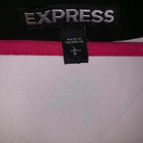Express button down. - Picture 2 of 3